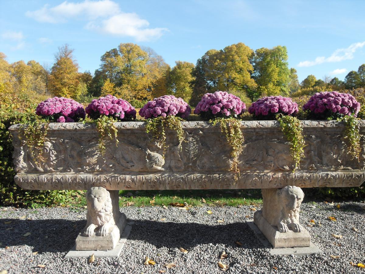 Naesby Slott Hotel Taby