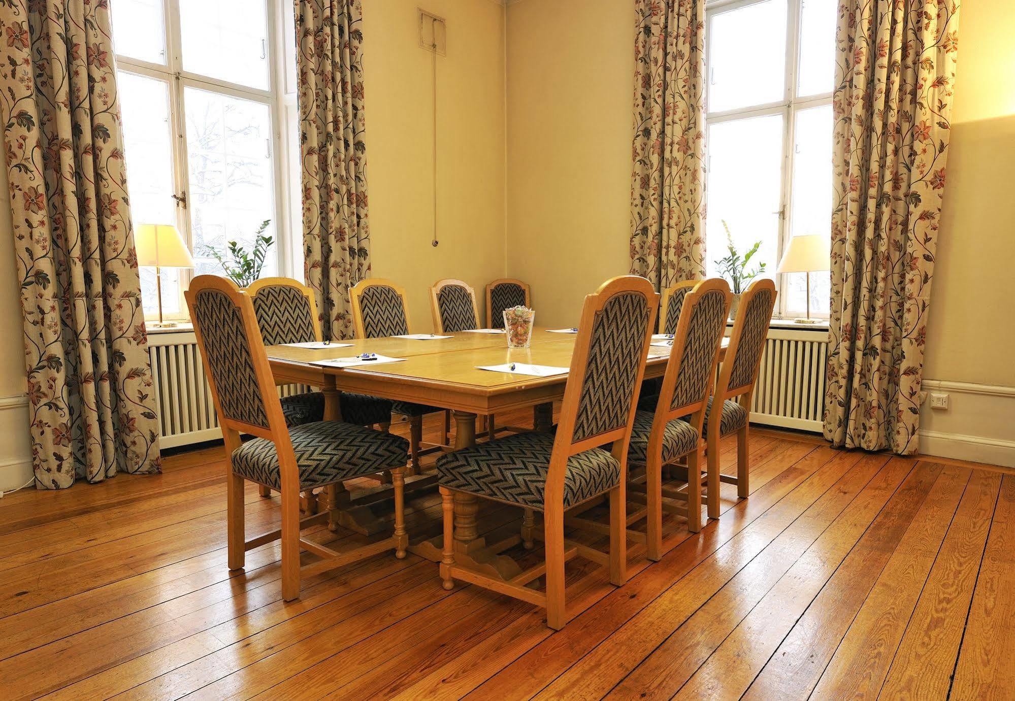 Naesby Slott 酒店 Täby